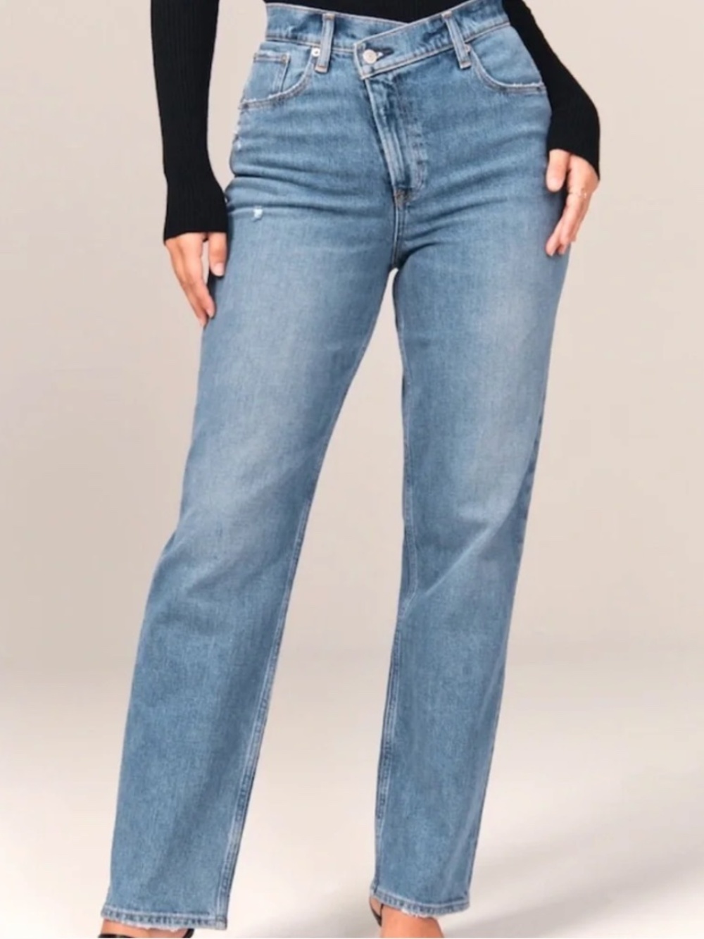 Abecrombie & Fitch '90s Straight Ultra High Rise Criss Cross Split Hem Denim 29
